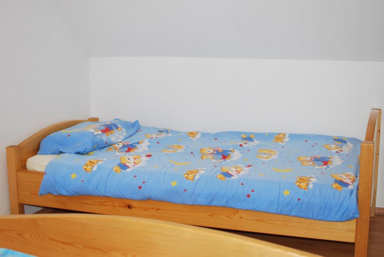 Holiday Home Dobrotin ヴォイニク エクステリア 写真