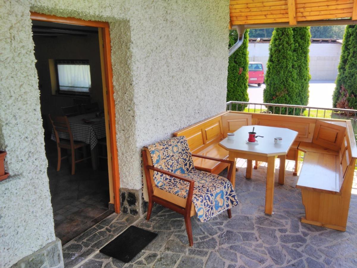 Holiday Home Dobrotin ヴォイニク エクステリア 写真