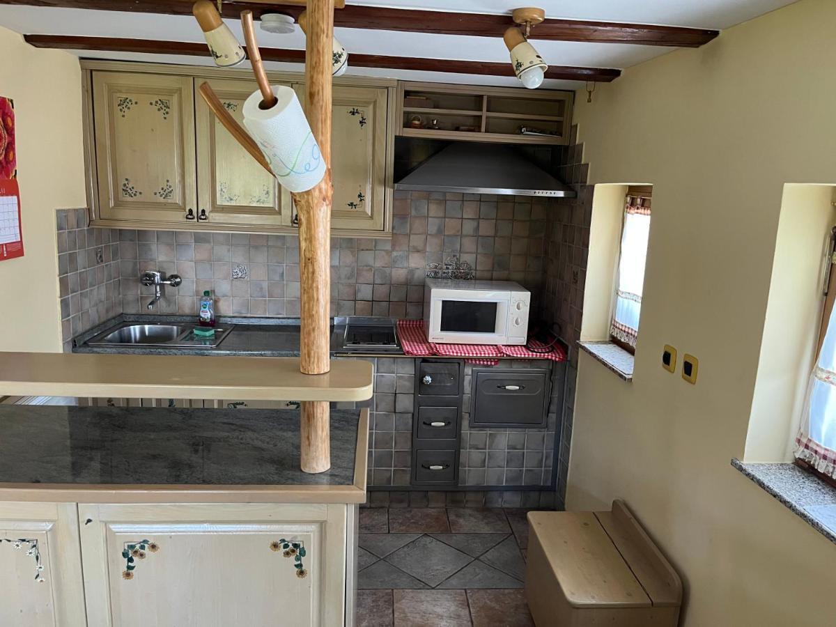 Holiday Home Dobrotin ヴォイニク エクステリア 写真